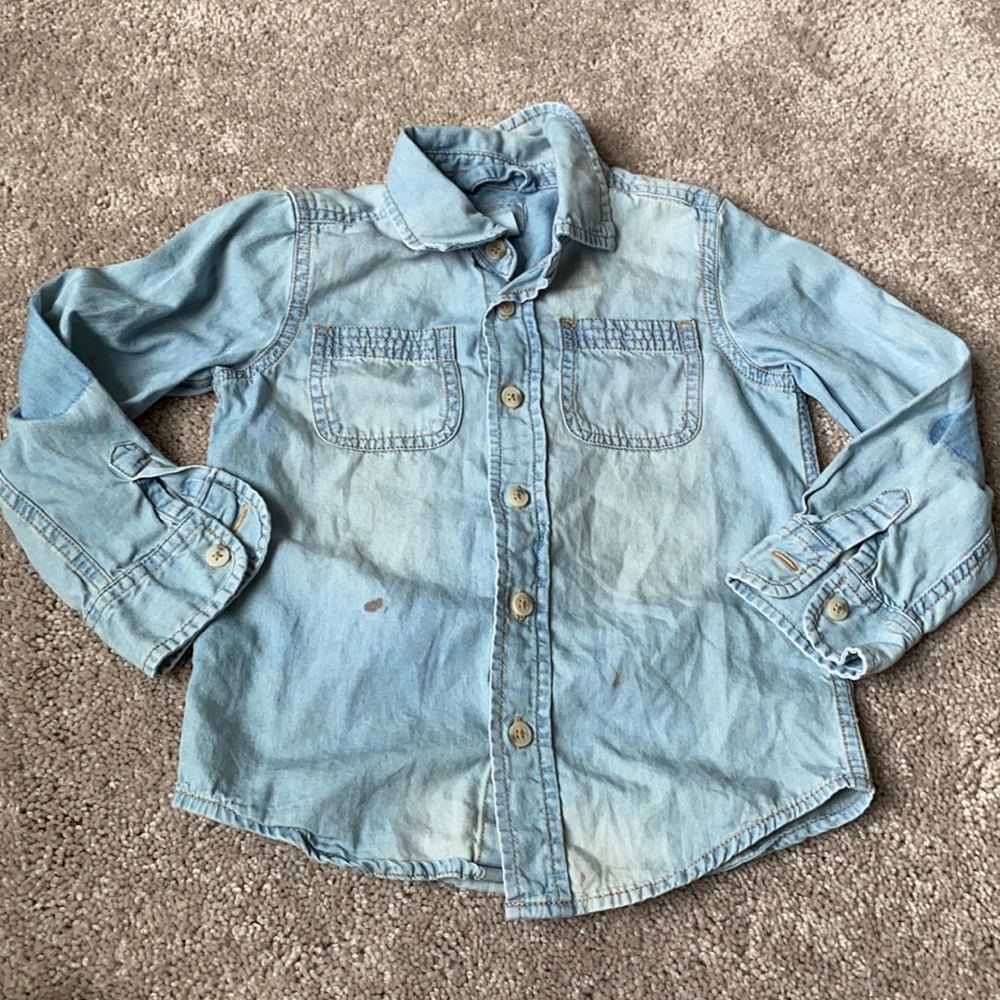 Gap boys chambray button down shirt 4 years